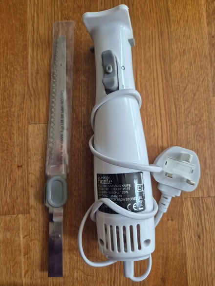 Photo of free Electric Carving Knife (Tranmere Park LS20) #1