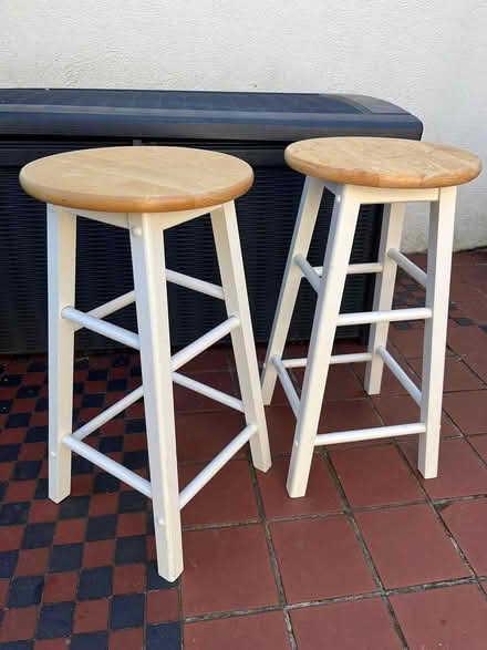 Photo of free Stools, Radiator, Exercise machine (Mulberry Lane, Donnybrook) #1