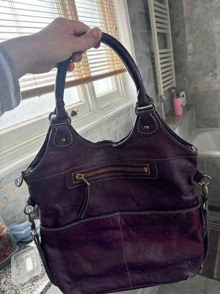 Photo of free Bag Roots, leather (Kensington Gardens W2) #2