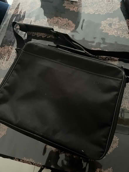 Photo of free 2 laptop bags (Slough SL2) #3