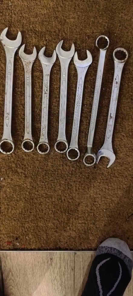 Photo of free Large Spanners (CT1) #1