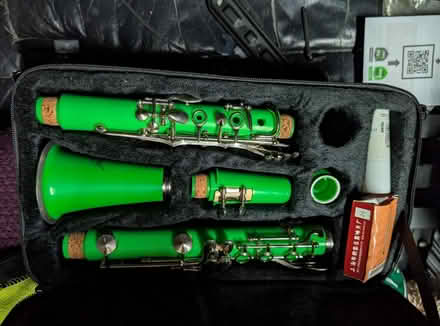 Photo of free Green Clarinet (DA1) #1