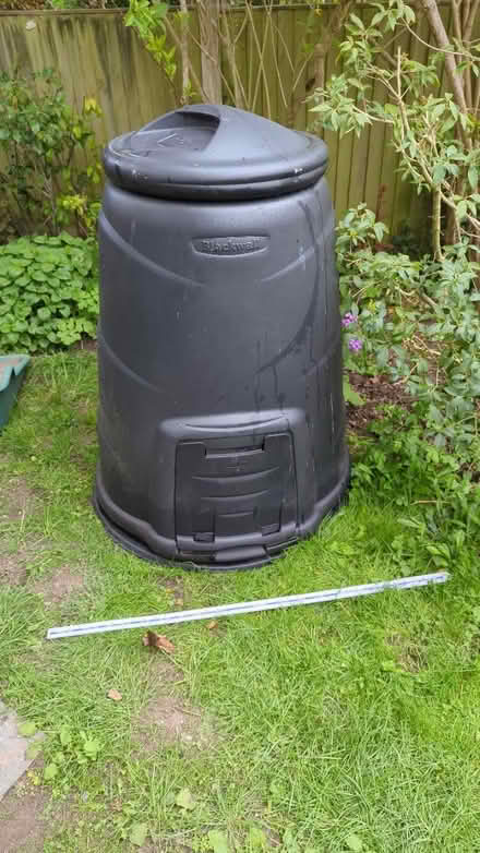 Photo of free Blackwall 330L Composting bin (Letchworth (SG6)) #1