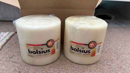 Photo of free X2 large 3 wick candles (Burnham SL1) #1