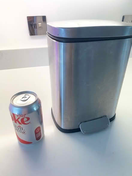 Photo of free Small bin (Stockwell) #1