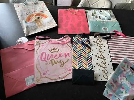 Photo of free Gift bags assorted sizes (Notts) #1