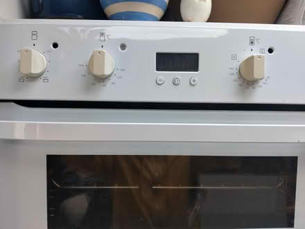 Photo of free Hotpoint double oven (New England PE1) #4
