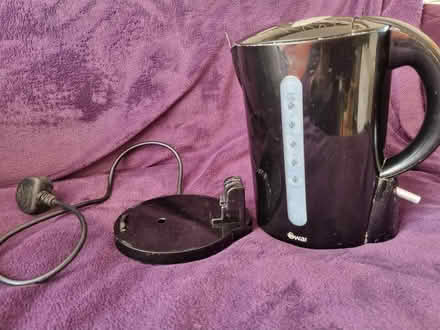 Photo of free Electric kettle (Kingsway BA2) #2