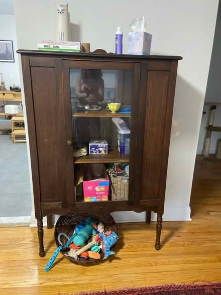 Photo of free China cabinet (Oakland gardens) #1