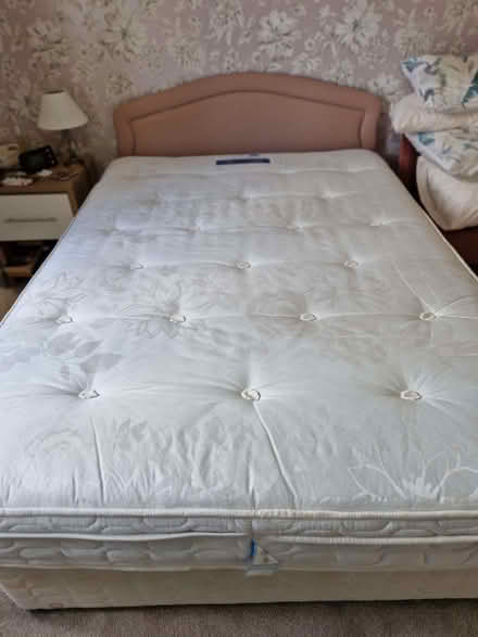 Photo of free Double bed with 2 drawers (Bracknell Forest RG42) #2