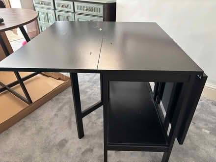 Photo of free Extendable dining table (Romford , Essex) #4