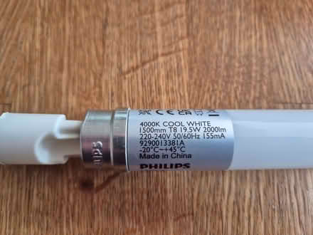 Photo of free LED Tube Light (Tranmere Park LS20) #2