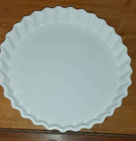Photo of free Large Flan Dish (CT11) #1