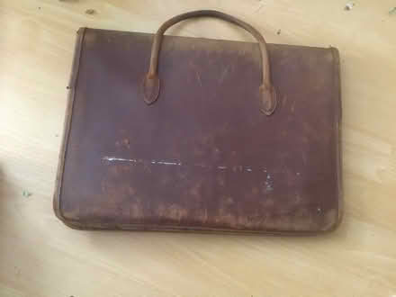 Photo of free Vintage leather music case (B62 near Blackheath) #2