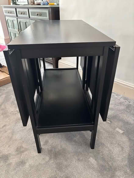 Photo of free Extendable dining table (Romford , Essex) #2