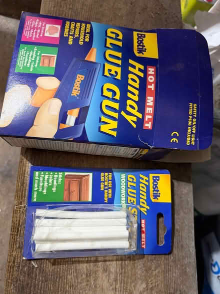 Photo of free Bostik glue gun and glue sticks (White Cross LA1) #1