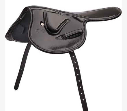 Photo of Horse Racing Saddle (Fobbing SS17) #1