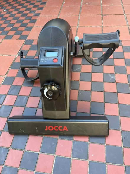 Photo of free Stools, Radiator, Exercise machine (Mulberry Lane, Donnybrook) #3