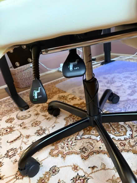 Photo of free Cream Office Chair (Wokingham RG40) #3