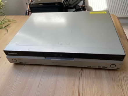 Photo of free Pioneer DVD/ CD player (Amersham Common HP7) #1