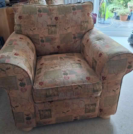 Photo of free 3-piece suite (CT2) #2