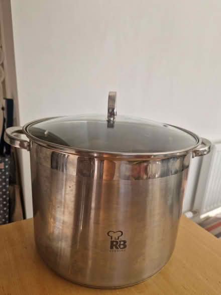 Photo of free Big pot (Drum Brae EH4) #1