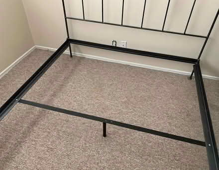 Photo of free Queen iron bed (San Anselmo near Andronico’s) #3