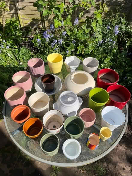 Photo of free Plant pots (New Milton BH25) #1