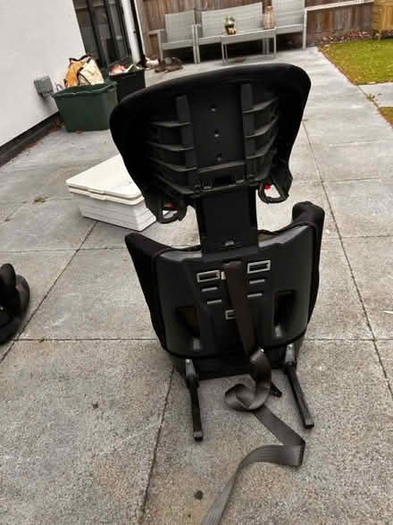 Photo of free Child’s car seat #2 (Cleeve) #3