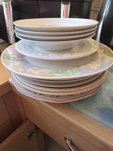 Photo of free Plates and bowls (Harold wood RM3) #1