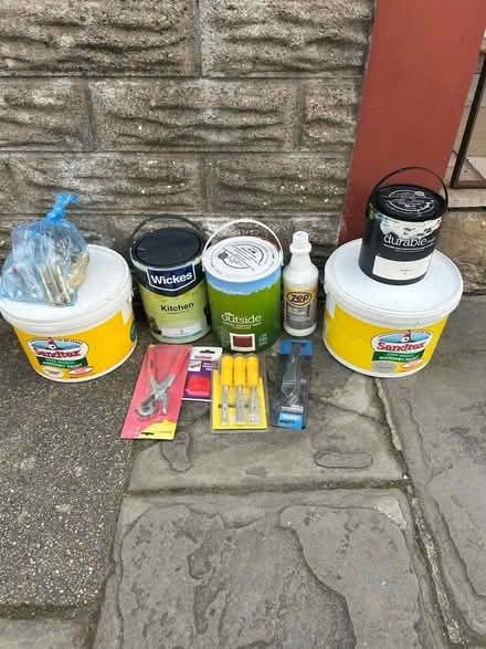 Photo of free paint, tools and bits. (Barry CF62) #1