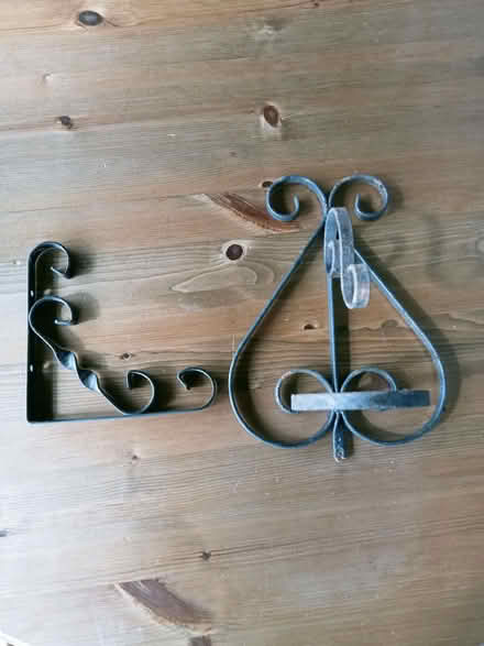 Photo of free Hanging basket bracket & plant pot holder (CT15) #1