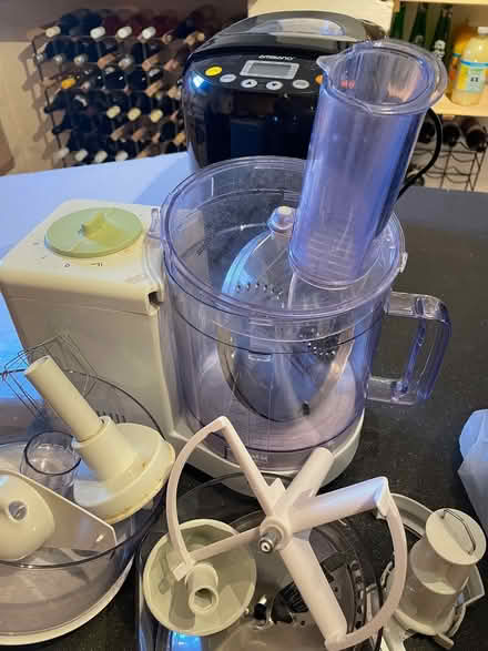 Photo of free Braun food processor (WF2) #2