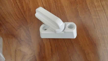 Photo of free Pack Schlosser Technik Sash Jammer Window Locks - White (Wilmslow SK9) #2