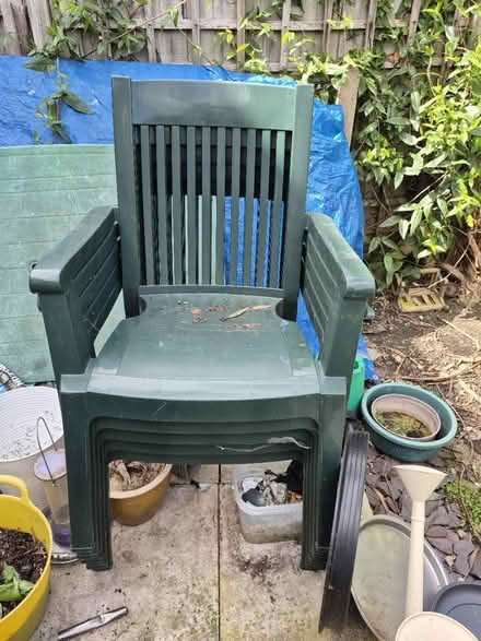 Photo of free 6 plastic chairs (LE18 South wigston Leicester) #1