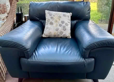 Photo of free Blue leather chair (Glasgow. G43) #1