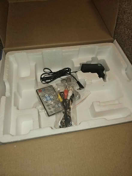 Photo of free Digital Photo Frame (Maidenhead SL6) #3