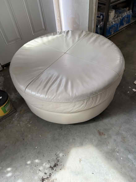 Photo of free Ottoman (South Seattle - Rainier Beach) #1