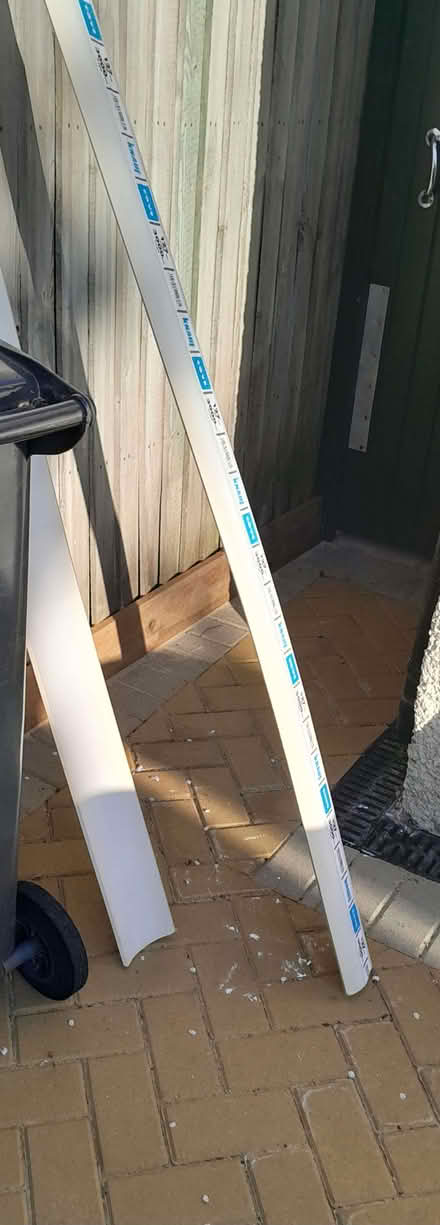 Photo of free White Plaster Coving (Tolworth KT5) #1