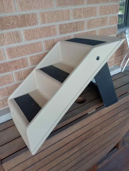 Photo of free Pea gravel, pet stairs (55th & Main) #3