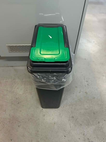 Photo of free Bin #2 (Shoreditch) #1