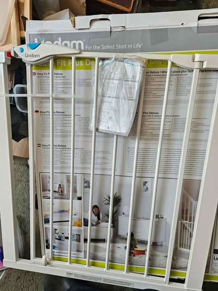 Photo of free Safety Gate:Munchkin Lindam Easy Fit plus Deluxe plus Extens (Loughborough LE11) #1