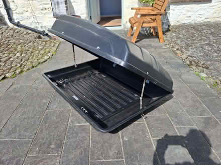 Photo of free Roof box (Hallgarth LA9) #2