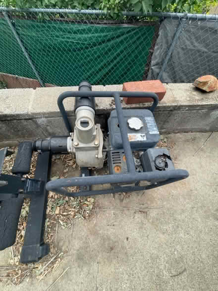 Photo of free Old well pump, sat never used (Oroville) #2