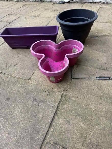 Photo of free Plant pots (Brent NW2) #2