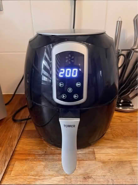 Photo of free Tower Air Fryer (Bockings Elm CO16) #1