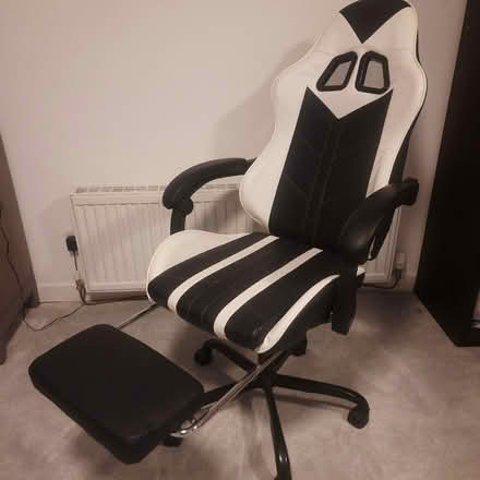 Photo of free Black/white gaming chair (Wigston LE18) #1