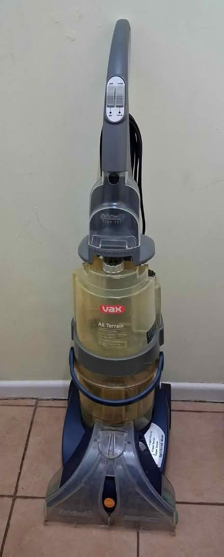Photo of free Vax carpet cleaner *faulty (LE2) #1
