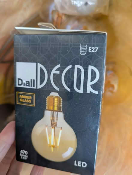 Photo of free Pendant light fitting slvr 9 bulbs (Teddington TW11) #4