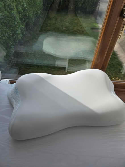Photo of free Memory foam pillow (Dublin 16) #1